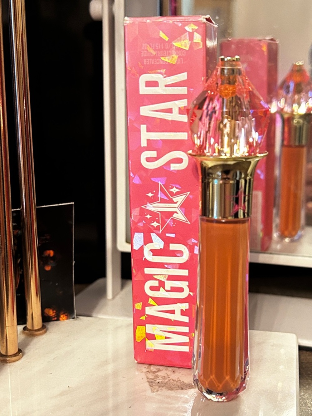 Jeffree Star Magic Star Concealer - Color Correcting Liquid in Orange